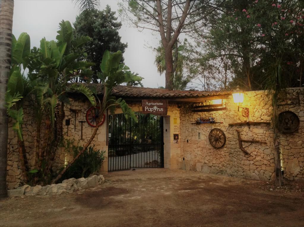 Agriturismo Papyrus 锡拉库扎 外观 照片